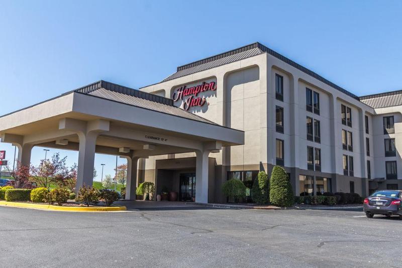 Hampton Inn Winchester-University/ Mall Exterior foto